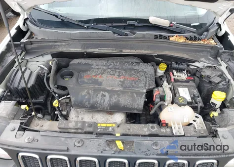 2017 Jeep Renegade Latitude Fwd из США, поврежденный, VIN ZACCJABB9HPG51308